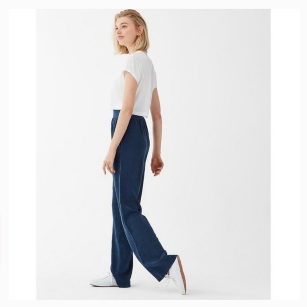 Navy Tencel Foldover Pants from Spledid Size L! New With Tags!